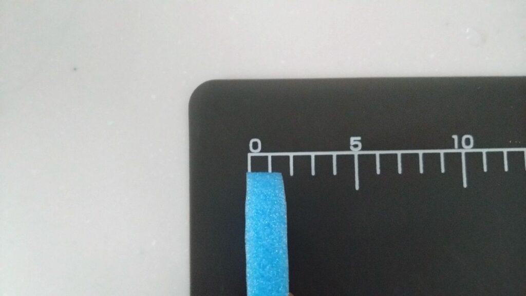 手順1:プールスティックを輪切りカット_幅15㎜